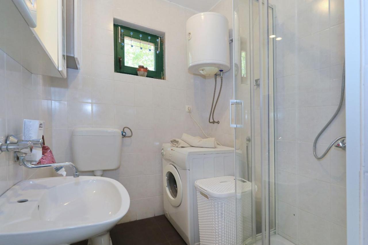 Holiday Home Lucija Sveti Filip i Jakov Εξωτερικό φωτογραφία