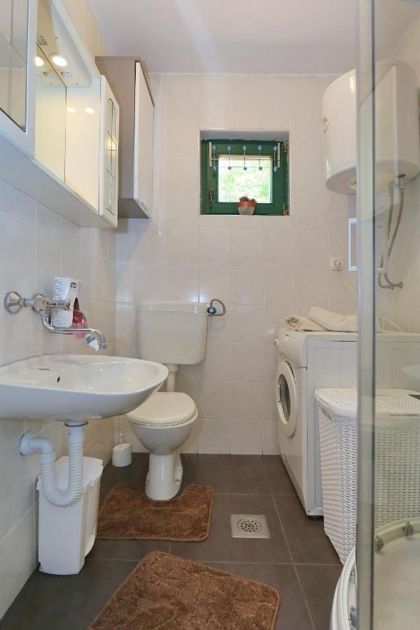 Holiday Home Lucija Sveti Filip i Jakov Εξωτερικό φωτογραφία